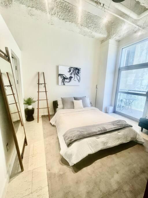Downtown La Loft Free Parking Rooftop Pool Jacuzzi Appartement *